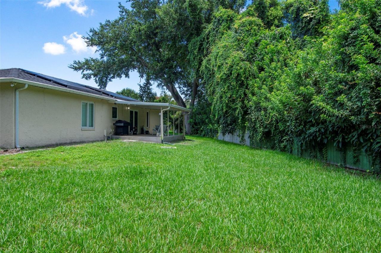11329 110th Court , Largo, FL 33778 Photo
