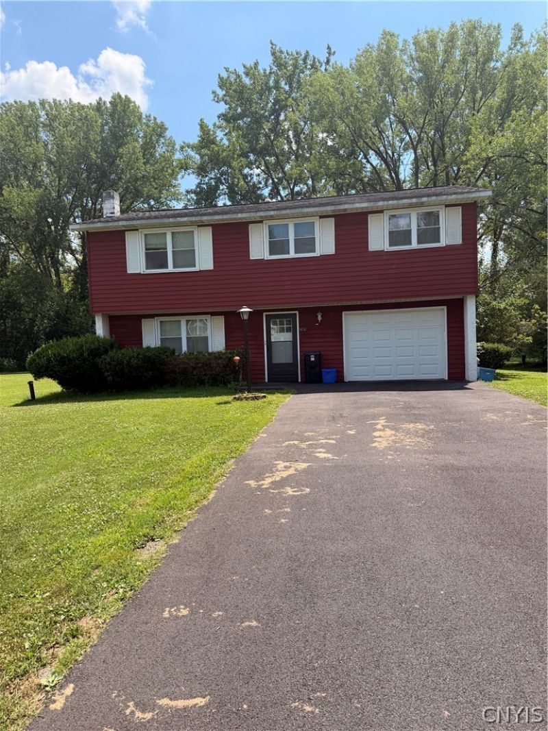 5876 Glendora Road, Cicero, NY 13039 Main Photo