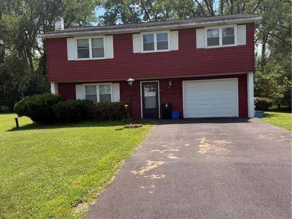 5876 Glendora Road, Cicero, NY 13039