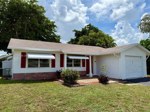 7008 NW 89th Ave , Tamarac, FL 33321