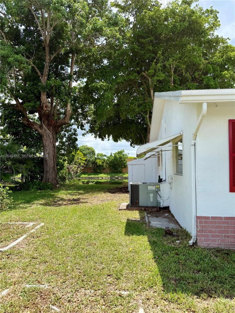 7008 NW 89th Ave , Tamarac, FL 33321 Photo