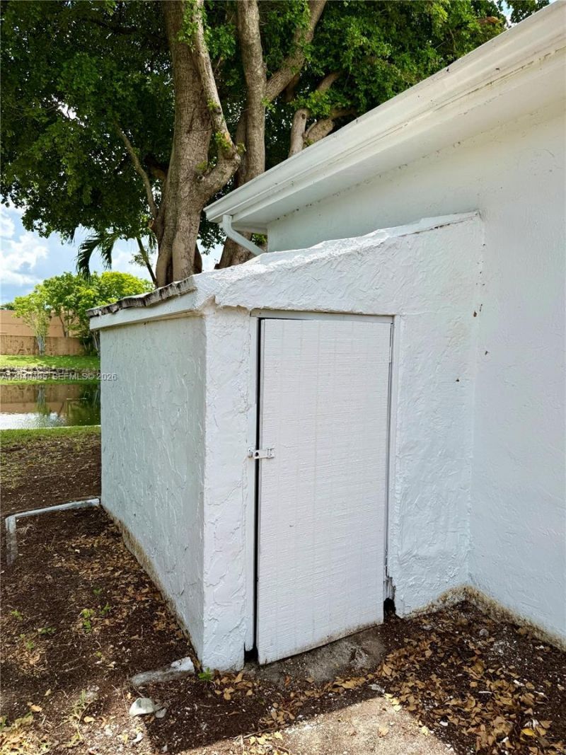 7008 NW 89th Ave , Tamarac, FL 33321 Photo