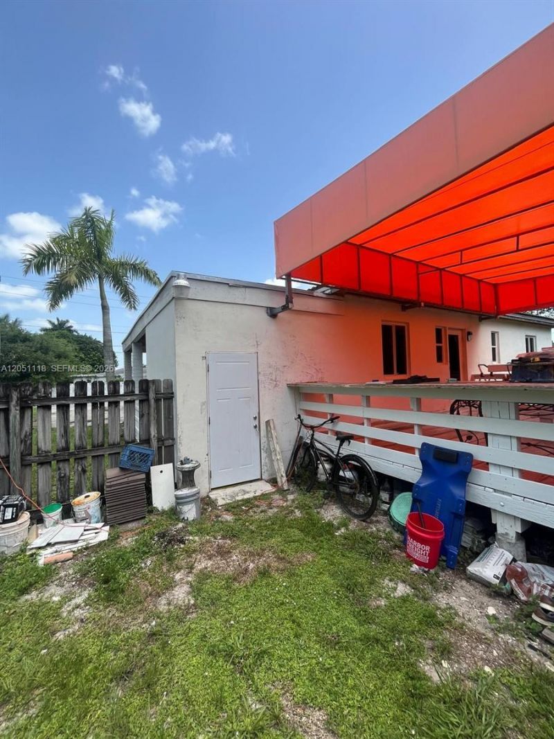14965 NW S River Dr, Miami, FL 33167 Photo