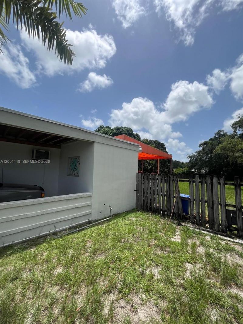 14965 NW S River Dr, Miami, FL 33167 Photo