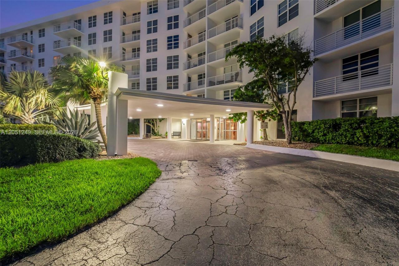 2851 S Ocean Blvd, Unit 4M, Boca Raton, FL 33432 Photo