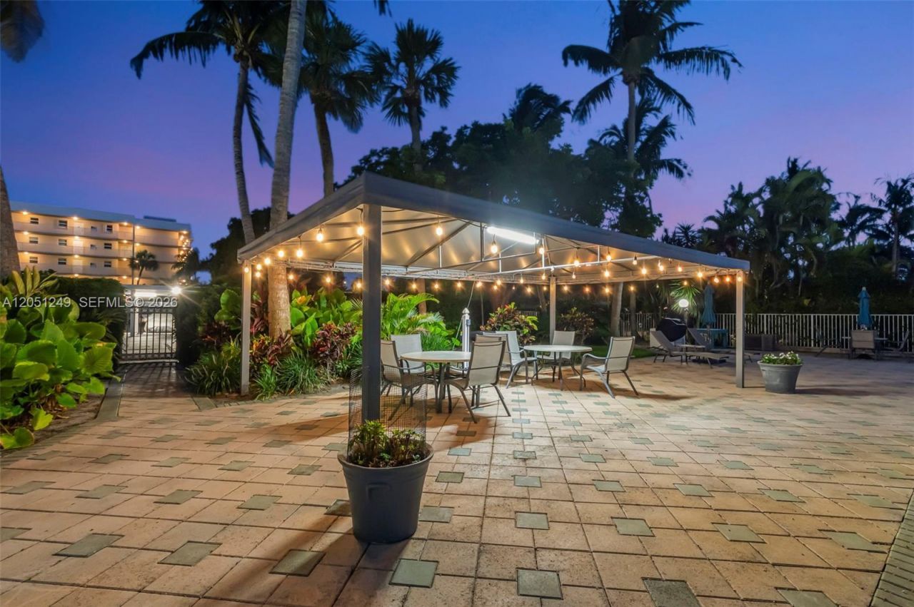 2851 S Ocean Blvd, Unit 4M, Boca Raton, FL 33432 Photo