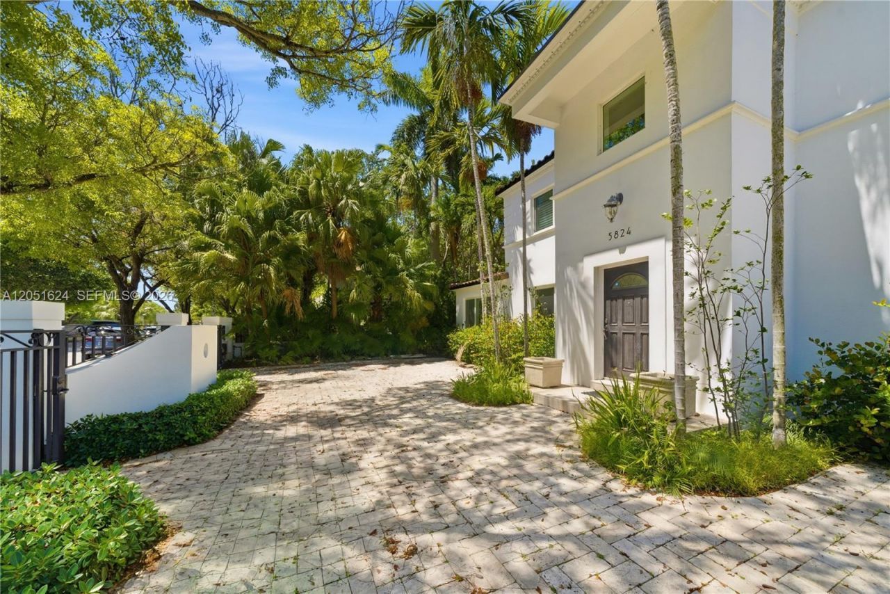 5824 Alton Rd, Miami Beach, FL 33140 Photo