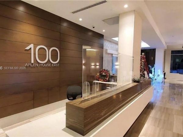 100 Bayview Dr , Unit 310, Sunny Isles Beach, FL 33160