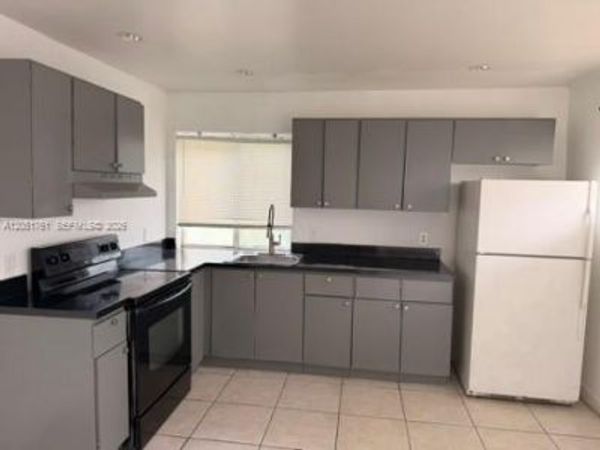 848 SW 5th St , Unit 203, Homestead, FL 33030