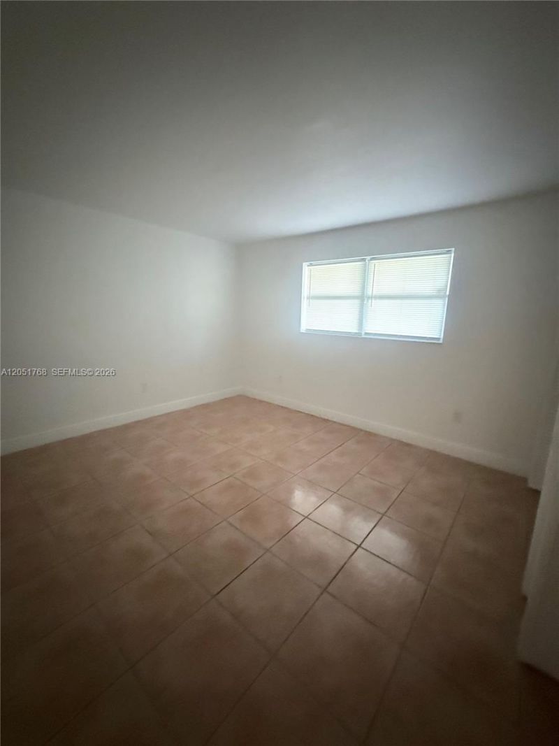 1990 NW 183rd St , Unit 11, Miami Gardens, FL 33056 Photo