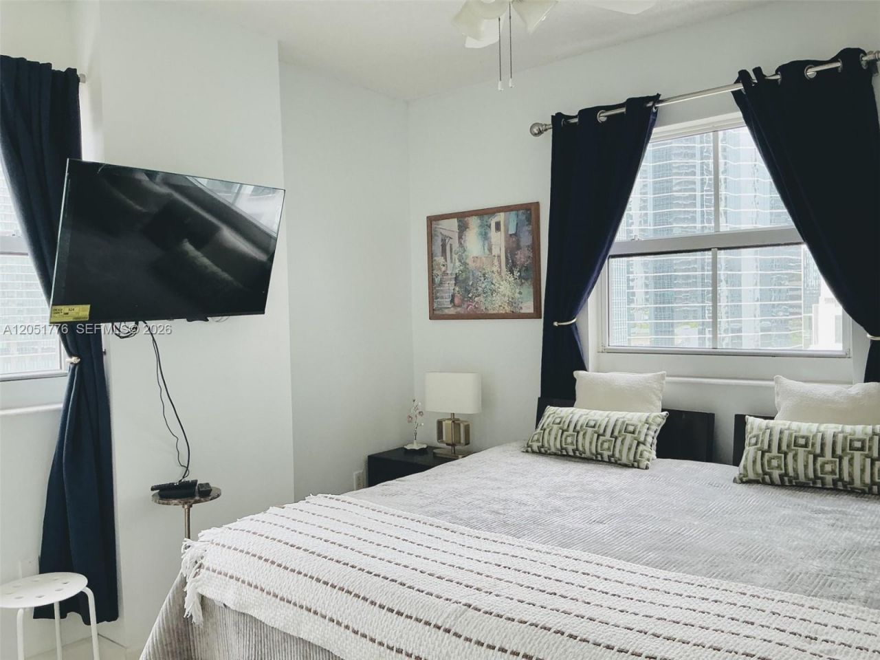 185 SE 14th Ter, Unit 1810, Miami, FL 33131 Photo