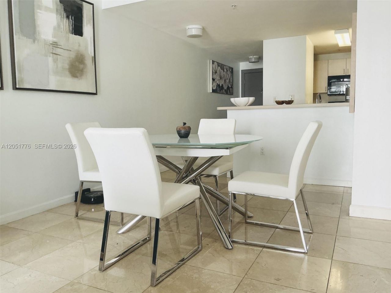 185 SE 14th Ter, Unit 1810, Miami, FL 33131 Photo