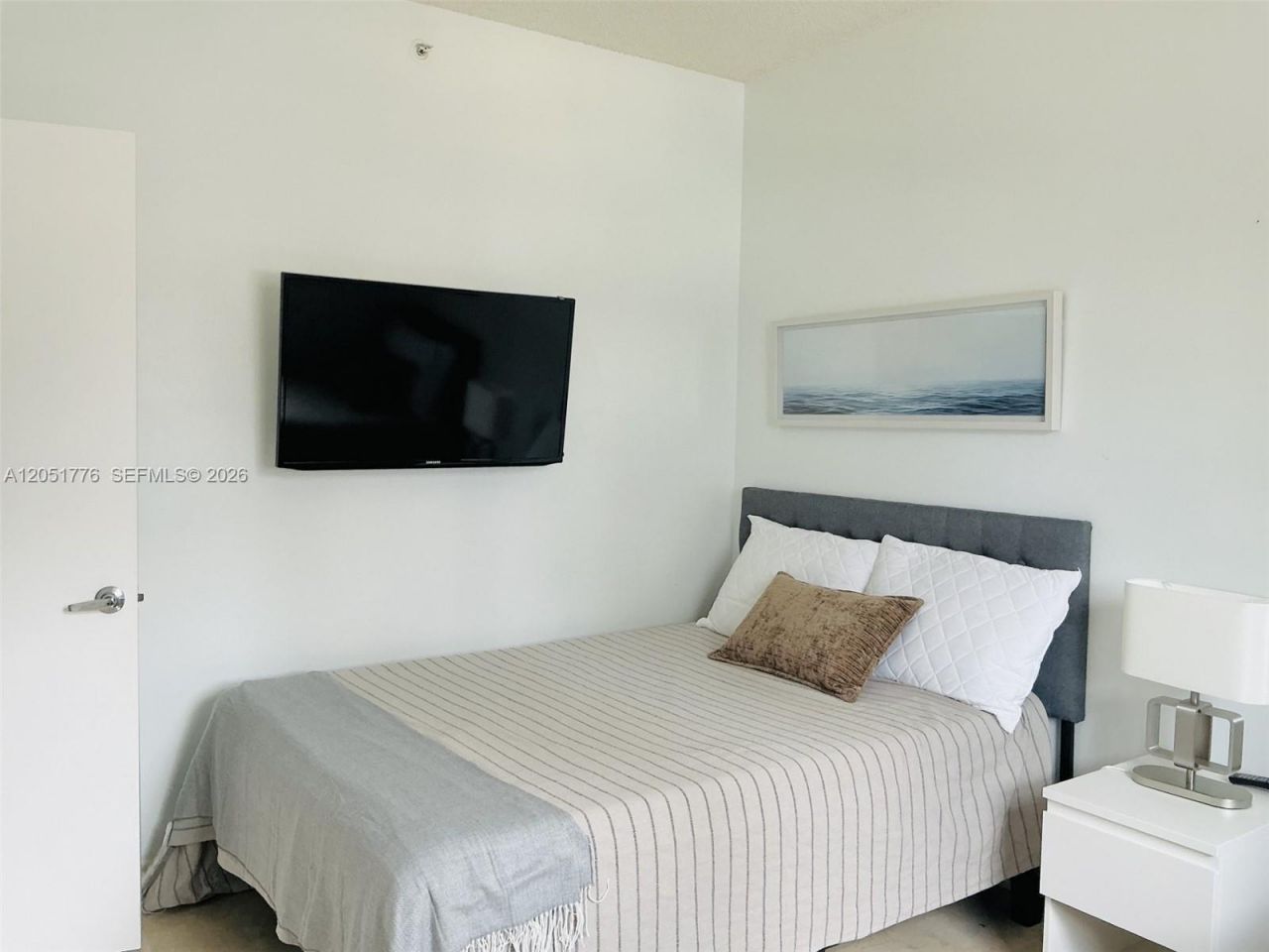 185 SE 14th Ter, Unit 1810, Miami, FL 33131 Photo