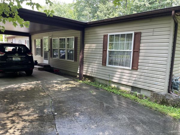 213 Barcome Avenue, Houghton Lake, MI 48629