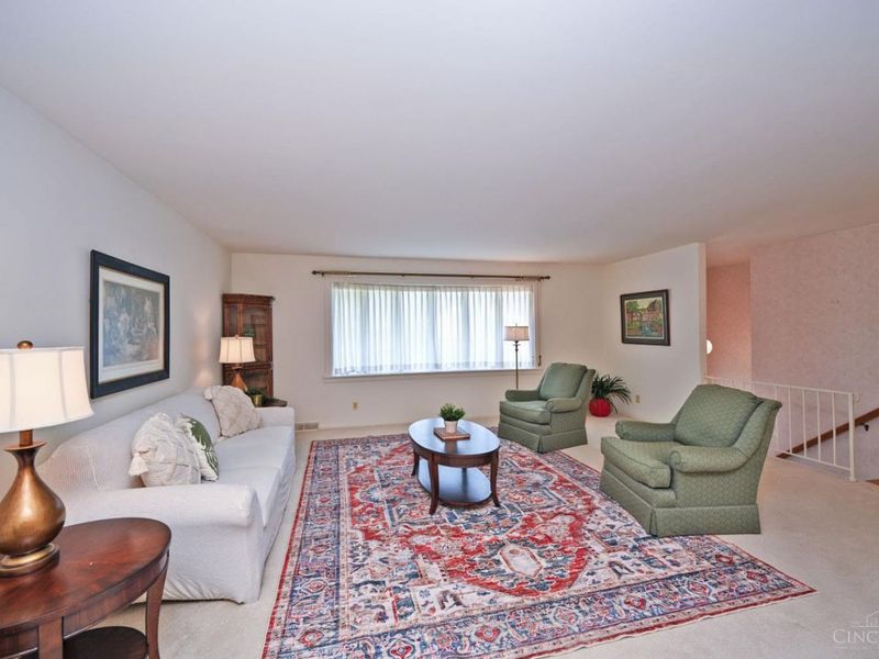 3367 Palmhill Lane, Cincinnati, OH 45239 Photo 8