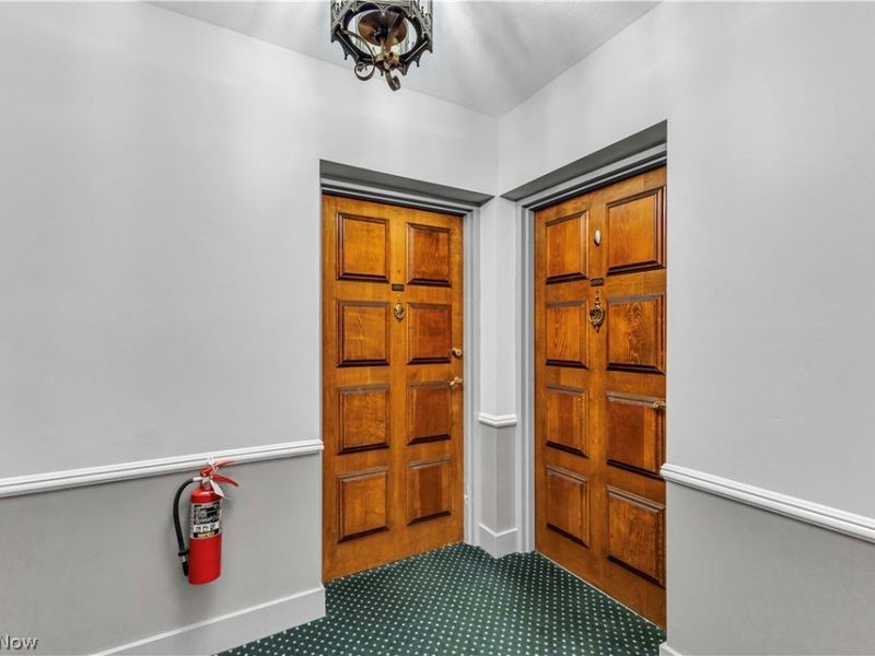 3167 Linden Road, Unit 201, Rocky River, OH 44116 Photo 12