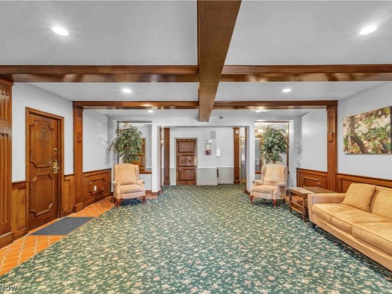 3167 Linden Road, Unit 201, Rocky River, OH 44116 Photo 6