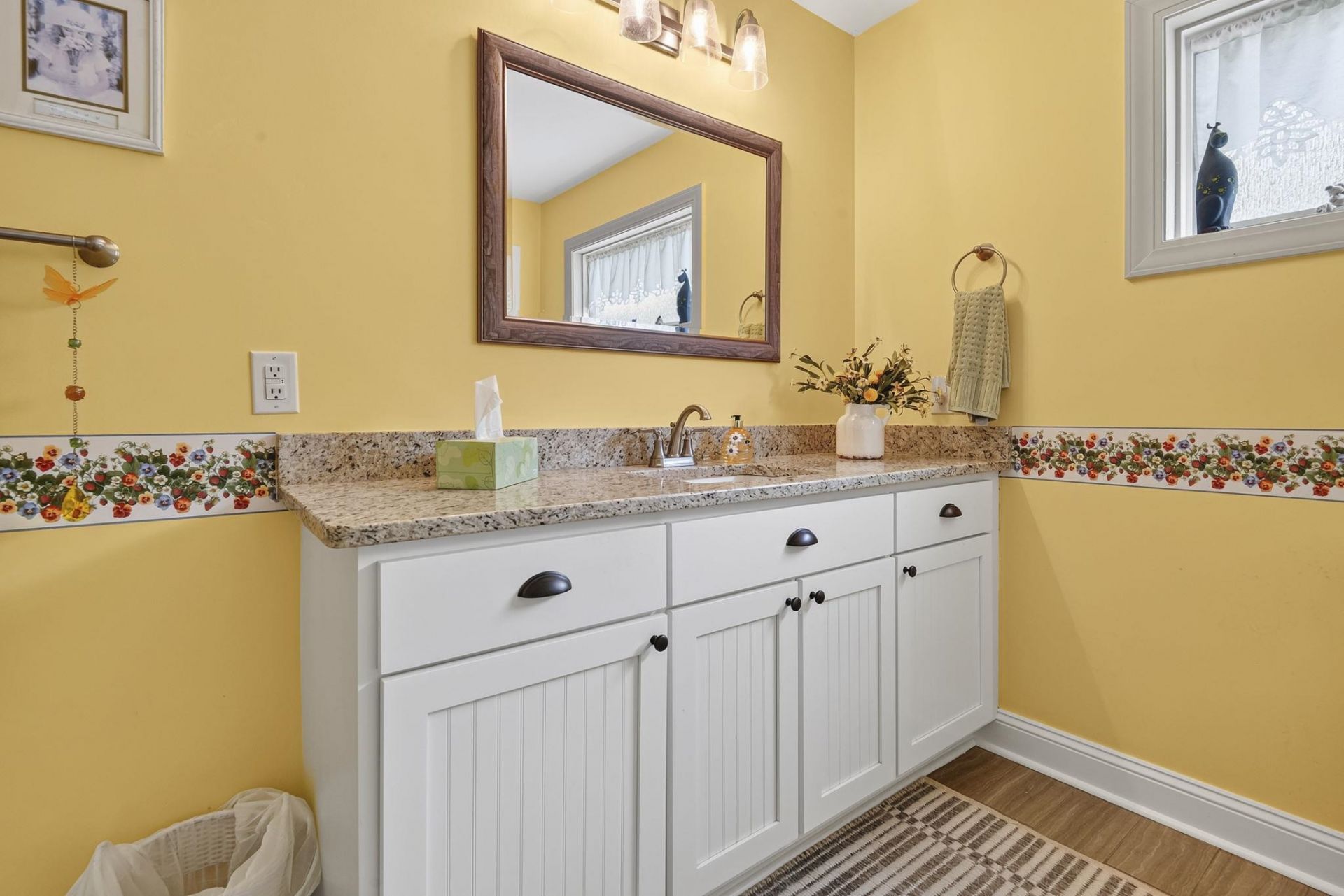 148 Penn Circle Photo 17