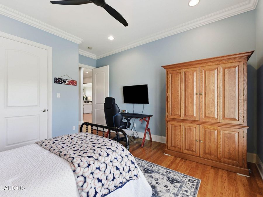 Property Image 37