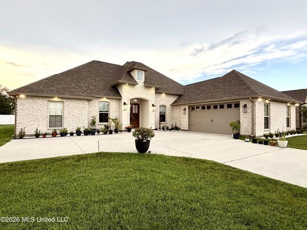 509 Pemberton Place, Picayune, MS 39466