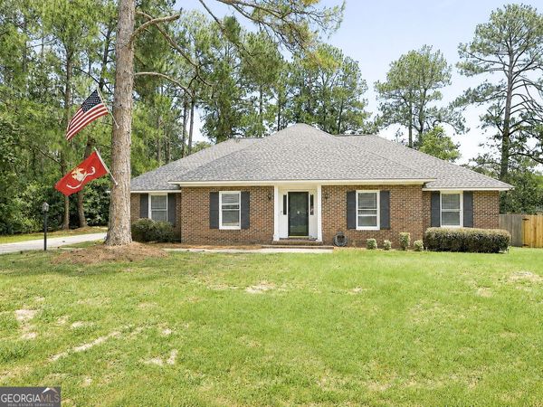127 Pine Bluff Drive, Statesboro, GA 30458