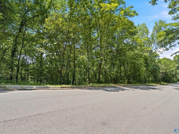 15012 Greentree Trail SE, Huntsville, AL 35803