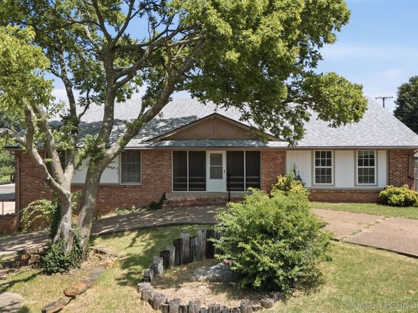 4000 Lakeview Drive , Bartlesville, OK 74006
