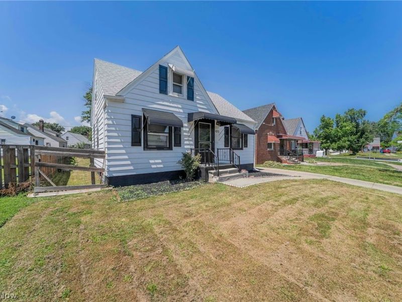4272 W 137th Street, Cleveland, OH 44135 Photo 2