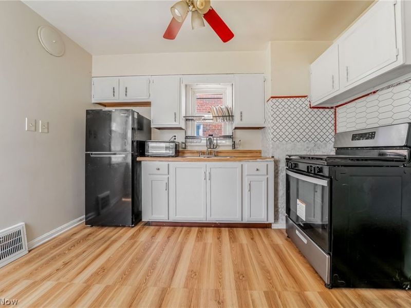 4272 W 137th Street, Cleveland, OH 44135 Photo 9