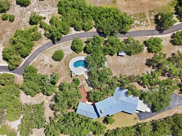318 Remington Dr, Bergheim, TX 78004