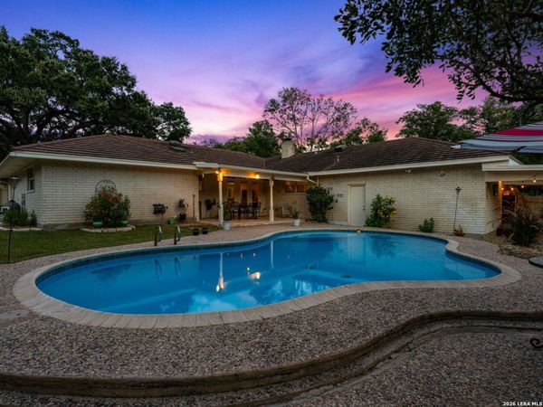 8803 Cattail, Windcrest, TX 78239