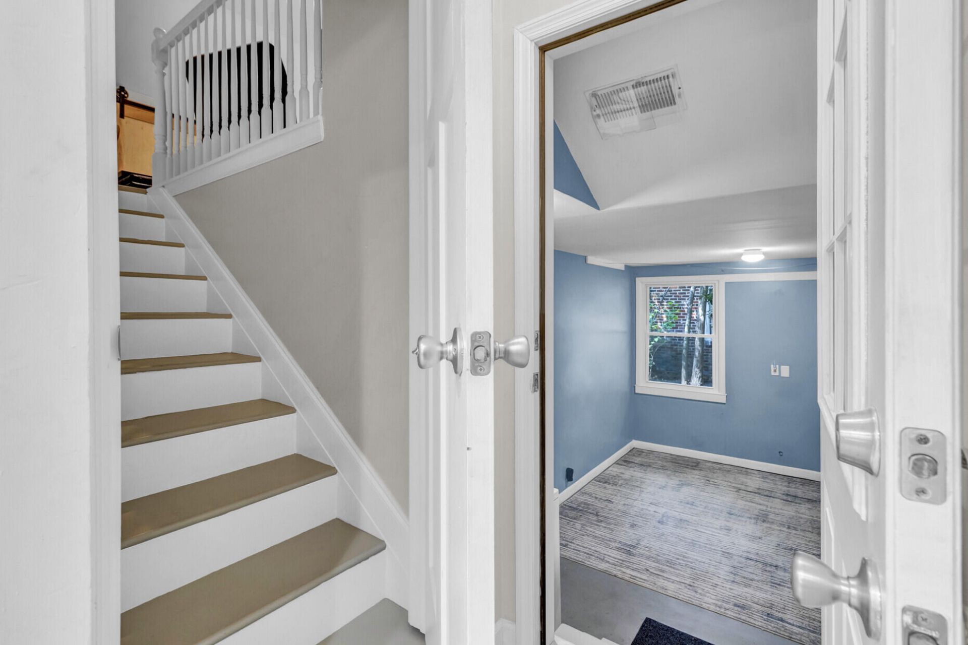 1324 Coleridge Street Photo 31