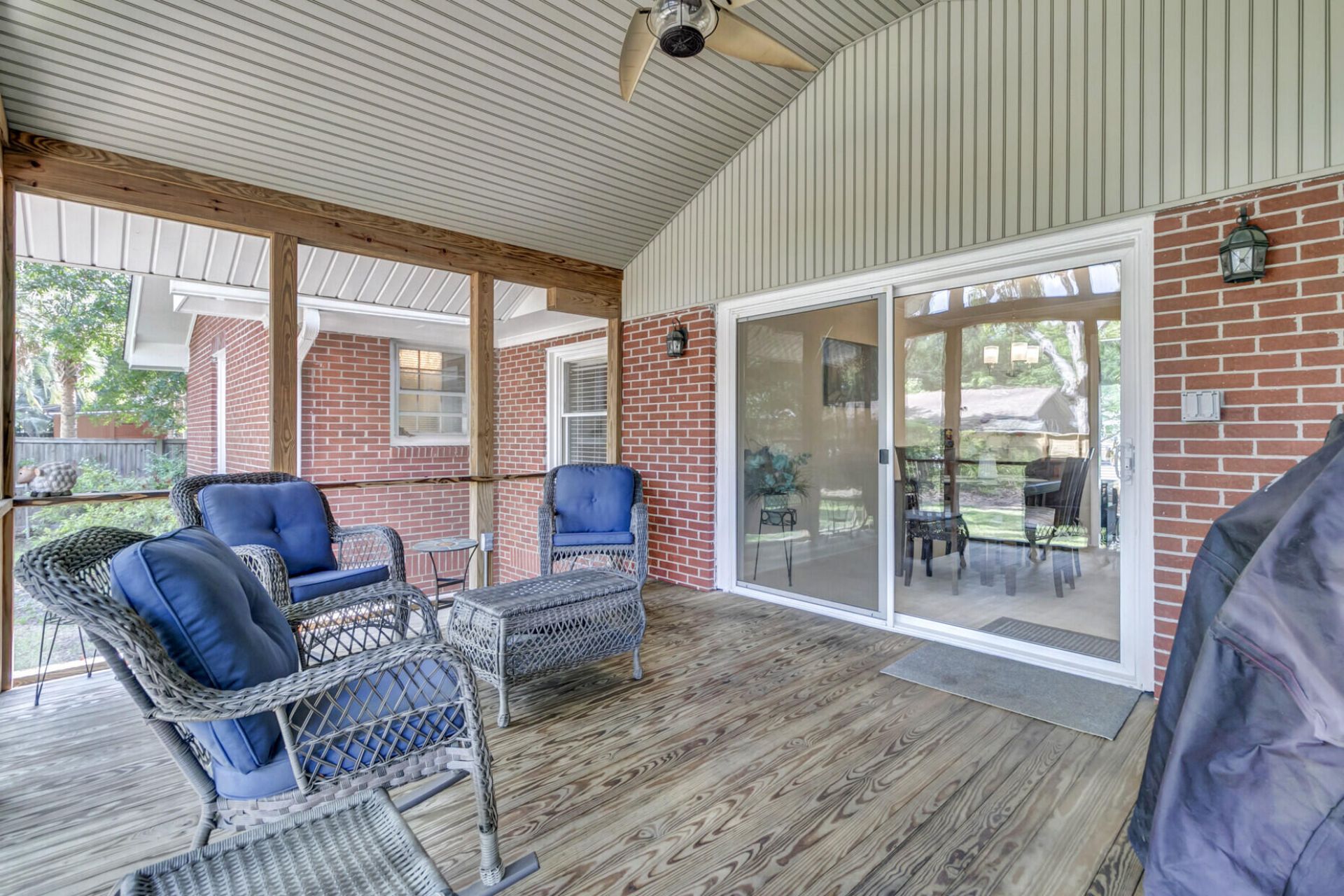 1324 Coleridge Street Photo 39
