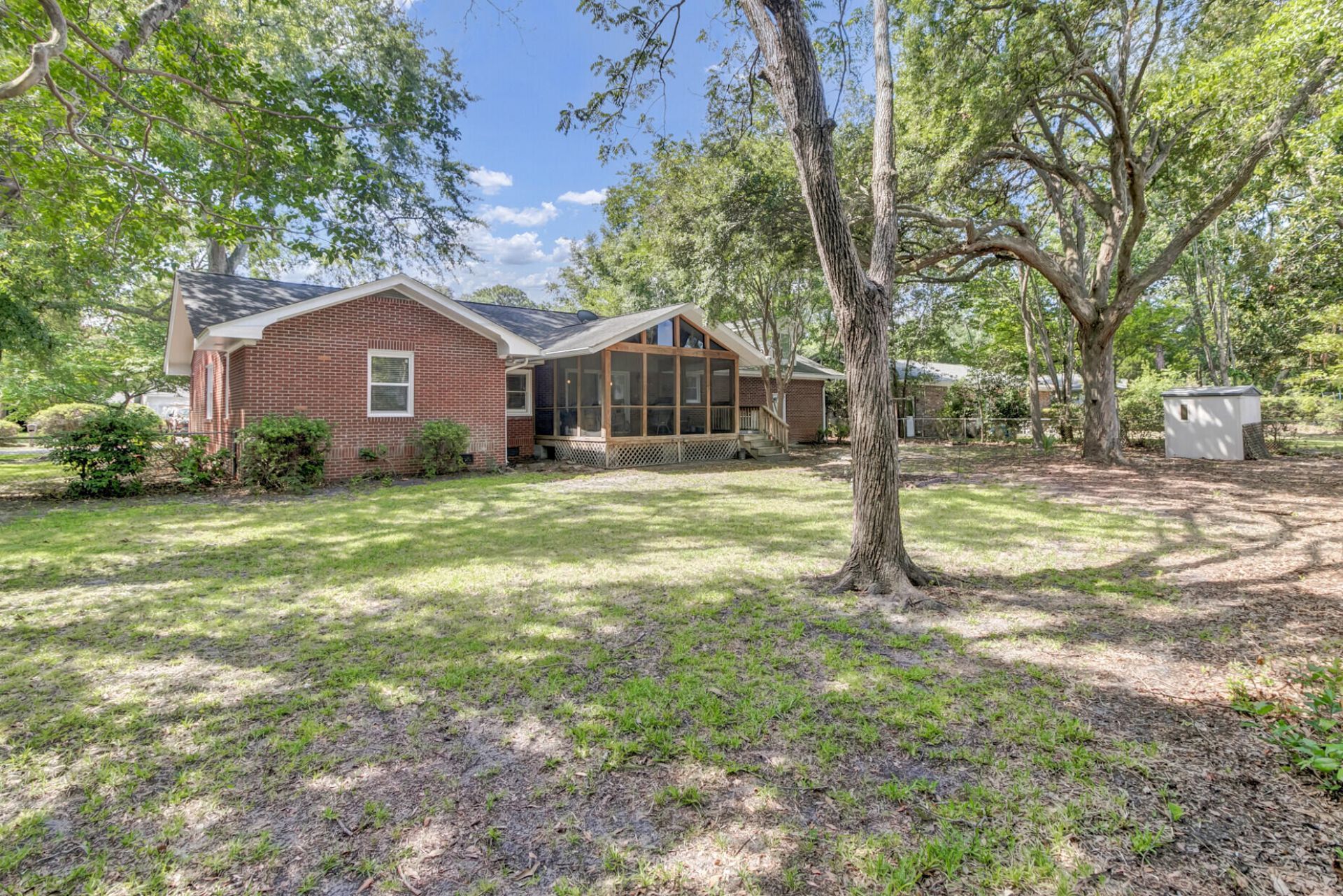 1324 Coleridge Street Photo 47