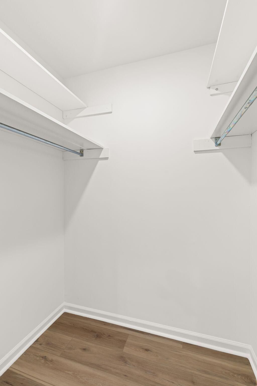 1304 Hampton Drive Photo 17