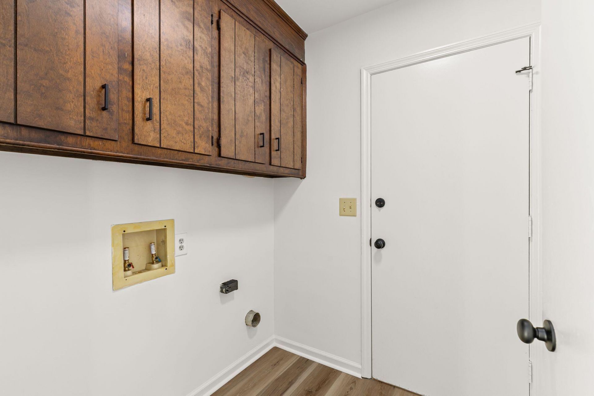 1304 Hampton Drive Photo 24