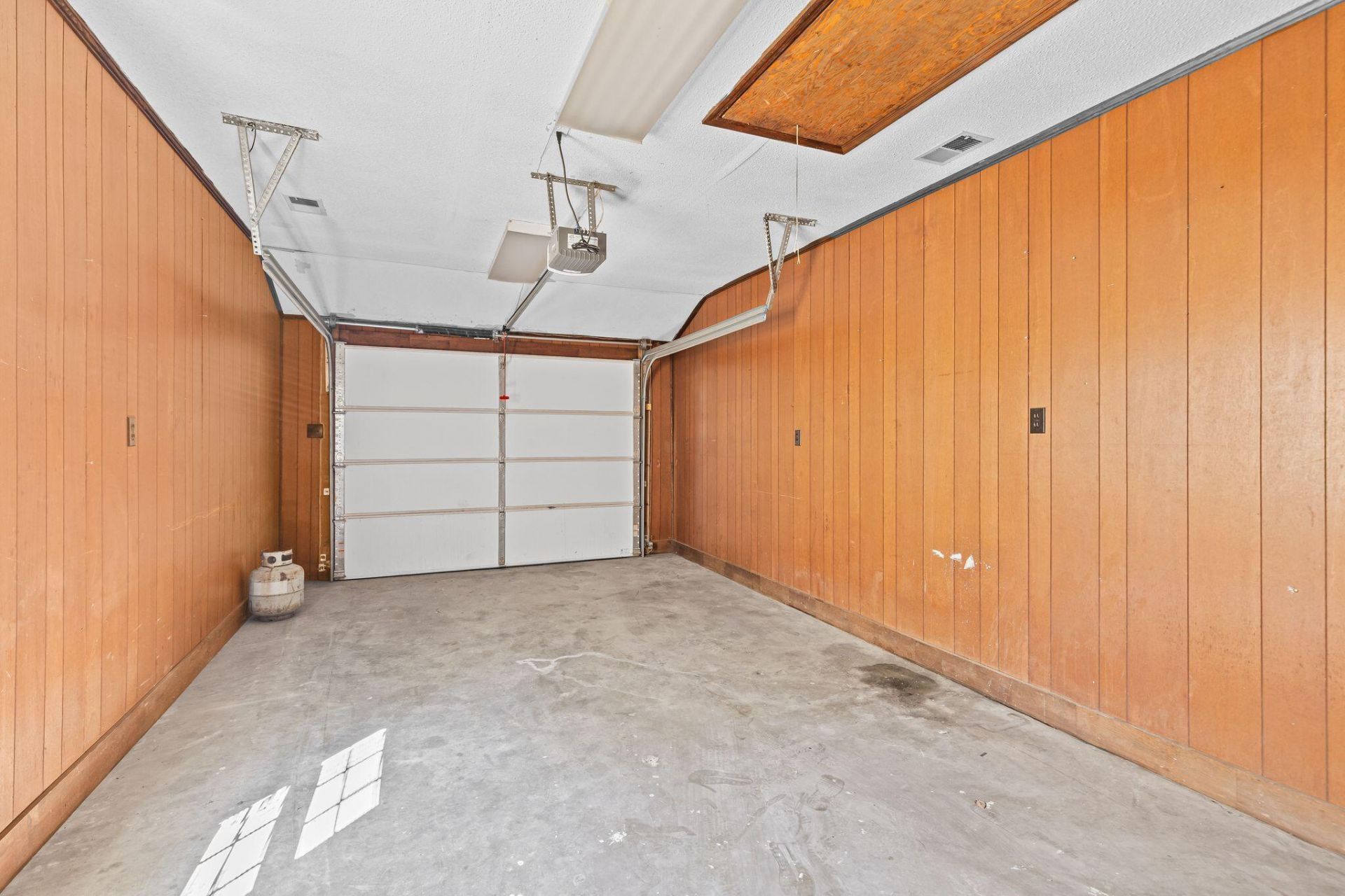 1304 Hampton Drive Photo 25