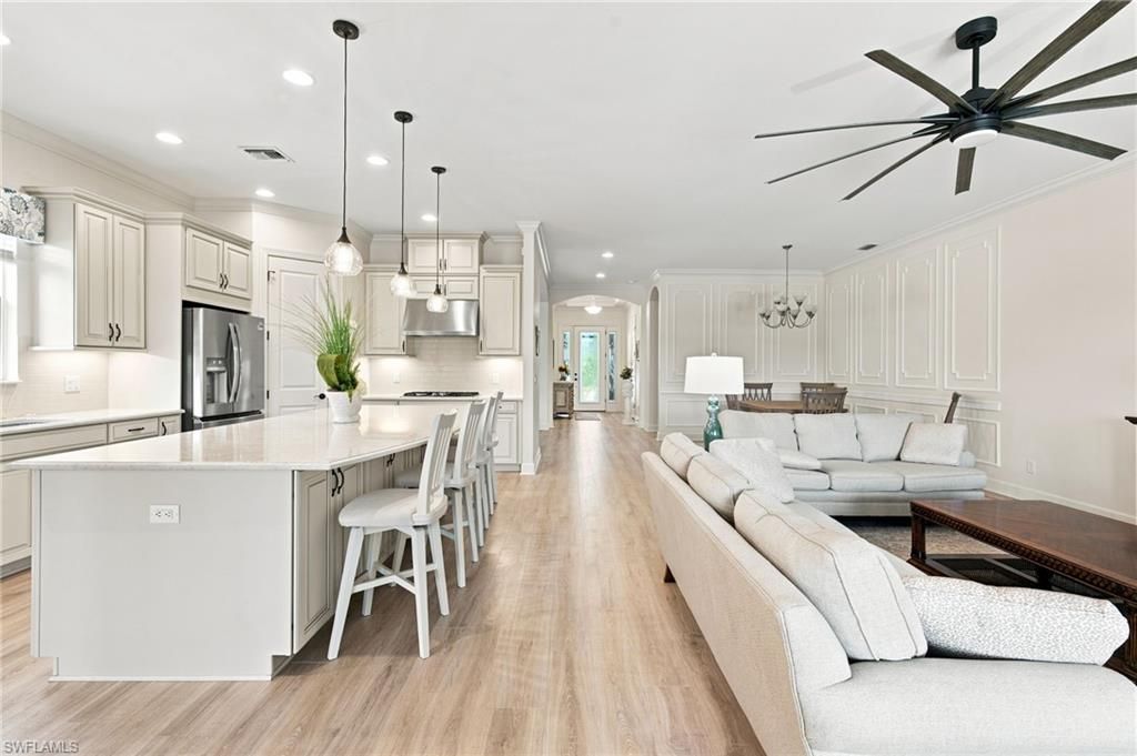 8386 Viale Cir, Naples, FL 34114 Photo