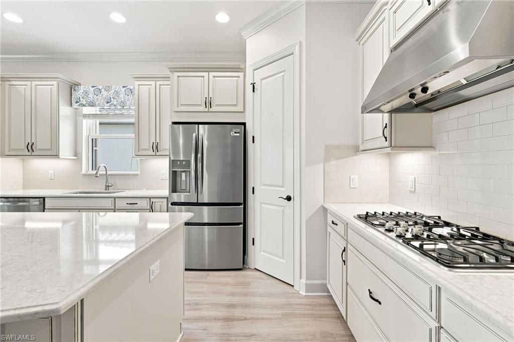 8386 Viale Cir, Naples, FL 34114 Photo