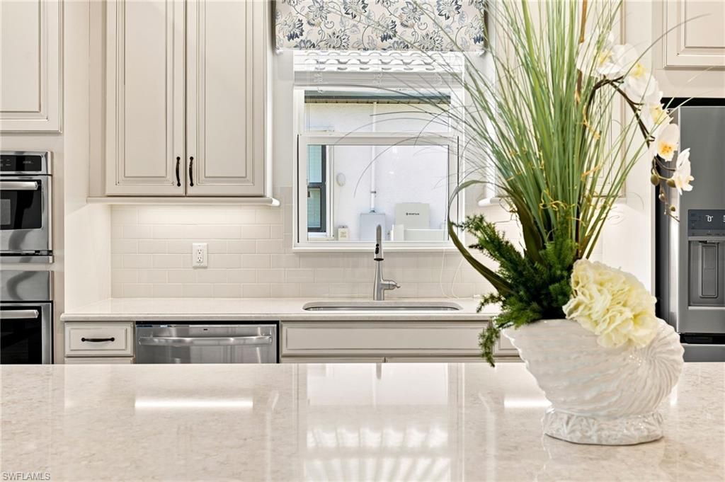8386 Viale Cir, Naples, FL 34114 Photo