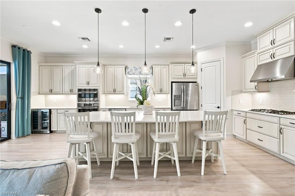 8386 Viale Cir, Naples, FL 34114 Photo