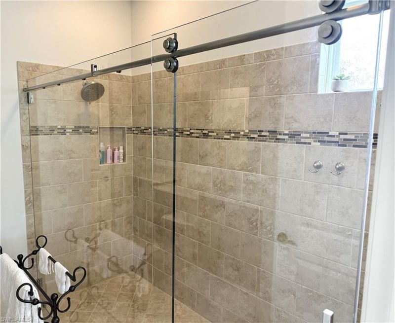 8386 Viale Cir, Naples, FL 34114 Photo