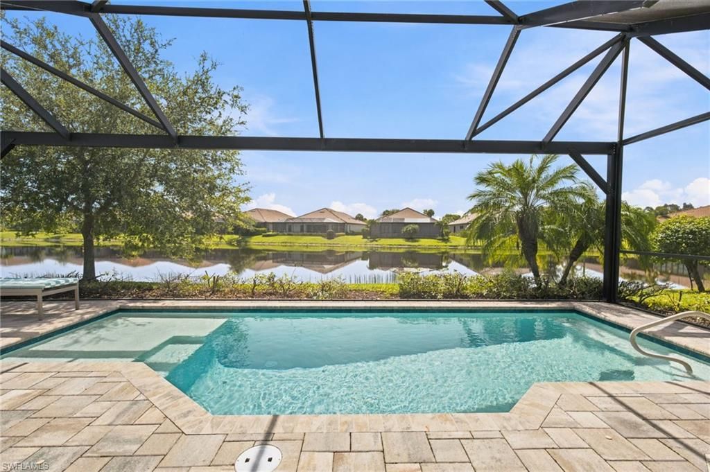 8386 Viale Cir, Naples, FL 34114 Photo