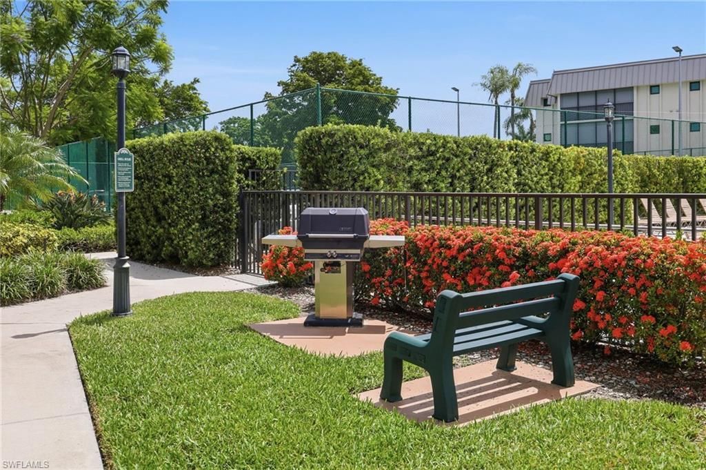 788 Park Shore Dr , Unit H39, Naples, FL 34103 Photo