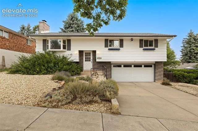 2244 Glenwood Circle, Colorado Springs, CO 80909 Main Photo