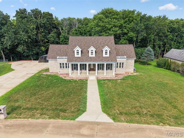 412 Willow Creek Drive , Farmington, MO 63640