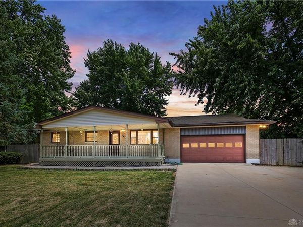 5676 Bellefontaine Road, Huber Heights, OH 45424