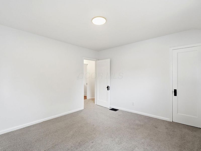 660 Rhoads Avenue, Unit 658, Columbus, OH 43205 Photo 21