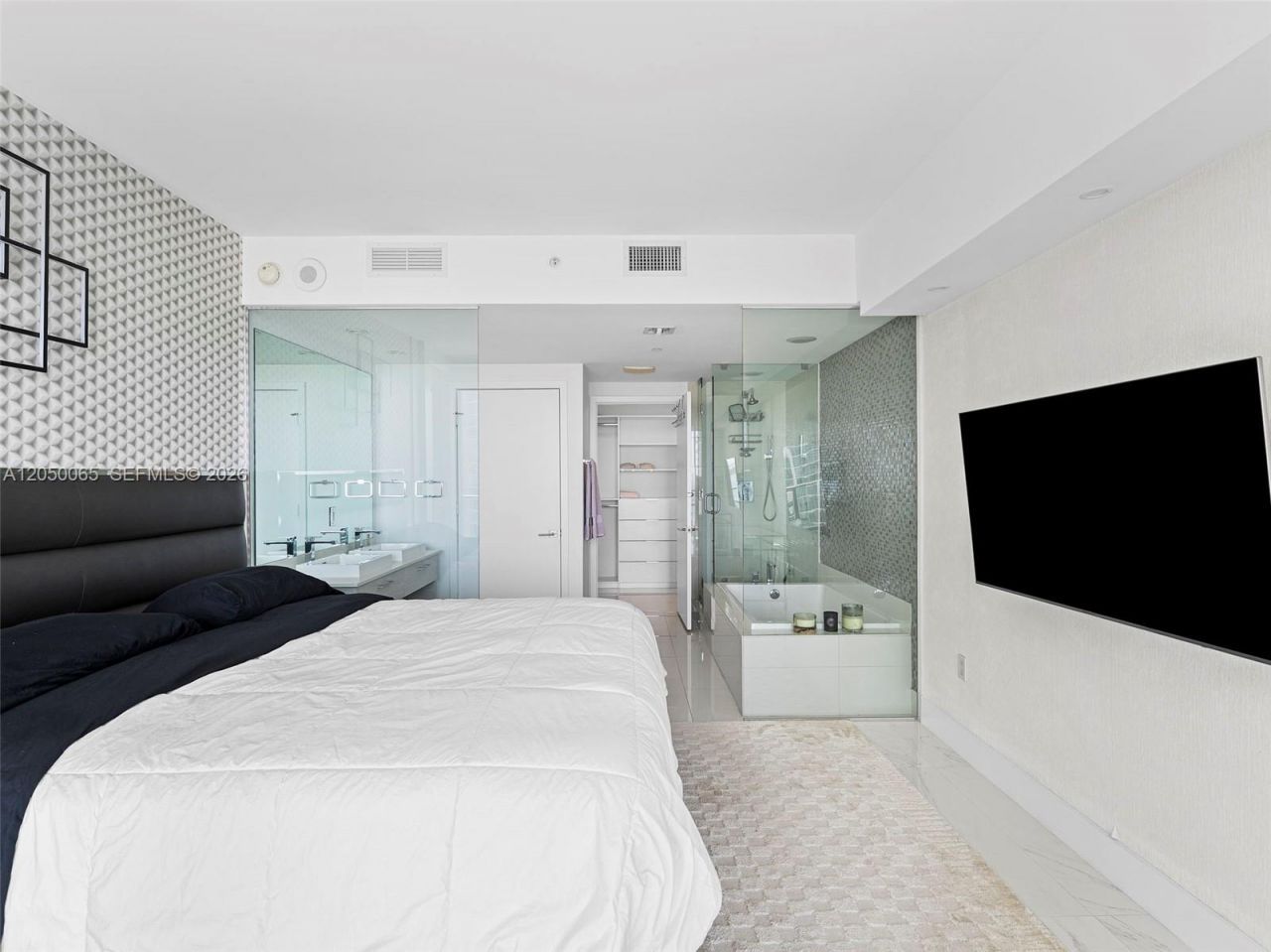 650 NE 32nd St, Unit 1201, Miami, FL 33137 Photo