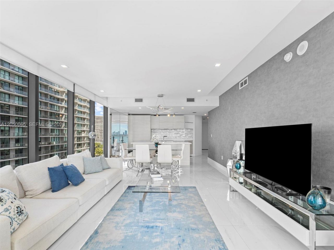 650 NE 32nd St, Unit 1201, Miami, FL 33137 Photo
